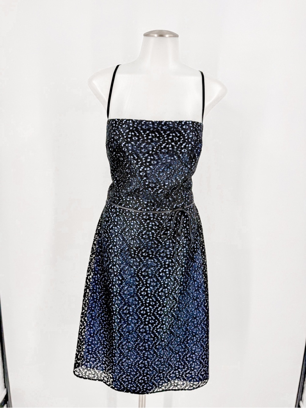 Laundry By Shelli Segal Black and Blue Strapless Lace-Overlay Dress